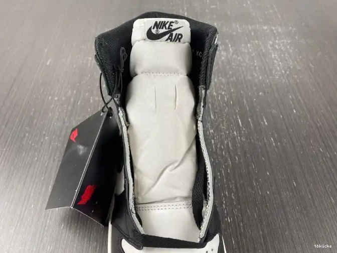 Rep TBK White Jordan 1 Black High Retro 85 BQ4422-001 (2023) 0404